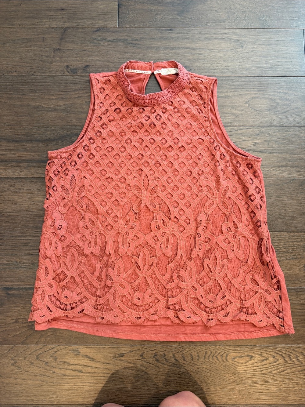 Rewind Coral Lace Mock Neck Tank Size XXL - C58-018
